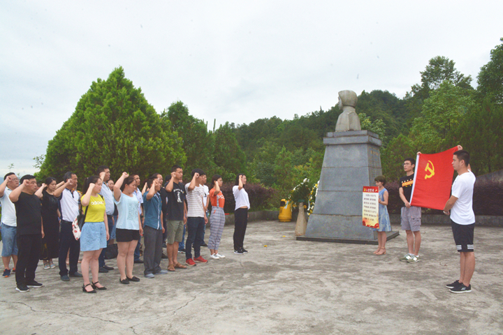 �׹����֧����չ��ʻ������һ��