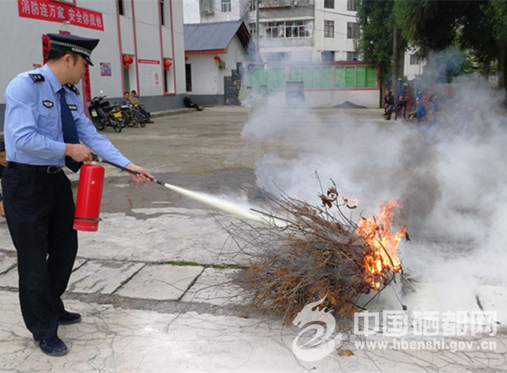 �� �ţ�����Ժ��չӦ������������ͼ��