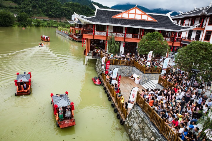 �������ϡ�������Ů����