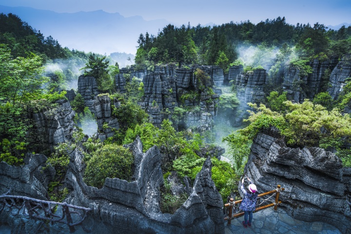 ʯ���ɾ�ӭ����