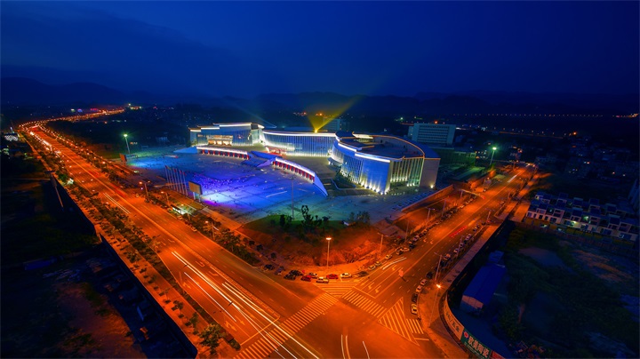 �Ļ��ر꣺���Ļ�����